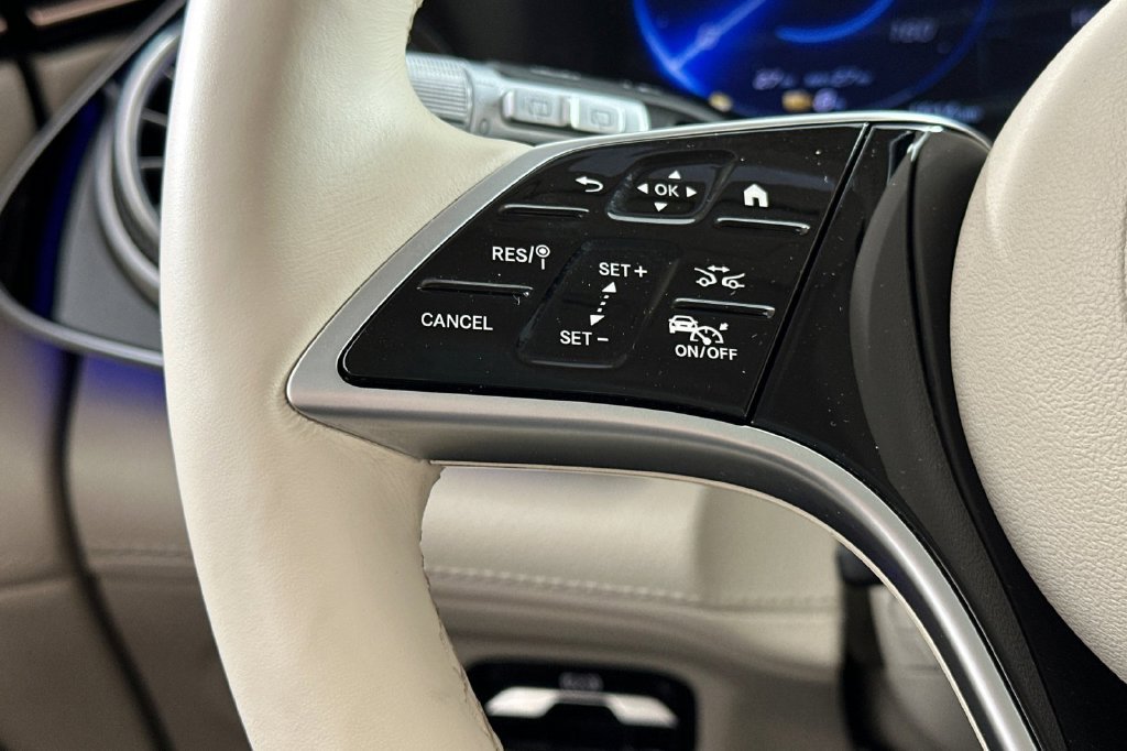 Certified 2024 Mercedes-Benz EQS 450+ 4MATIC SUV image 31