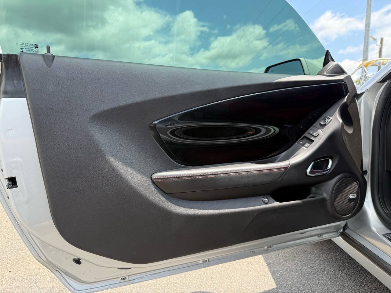 Used 2015 Chevrolet Camaro SS w/ Commemorative Special Edition RWD image 65
