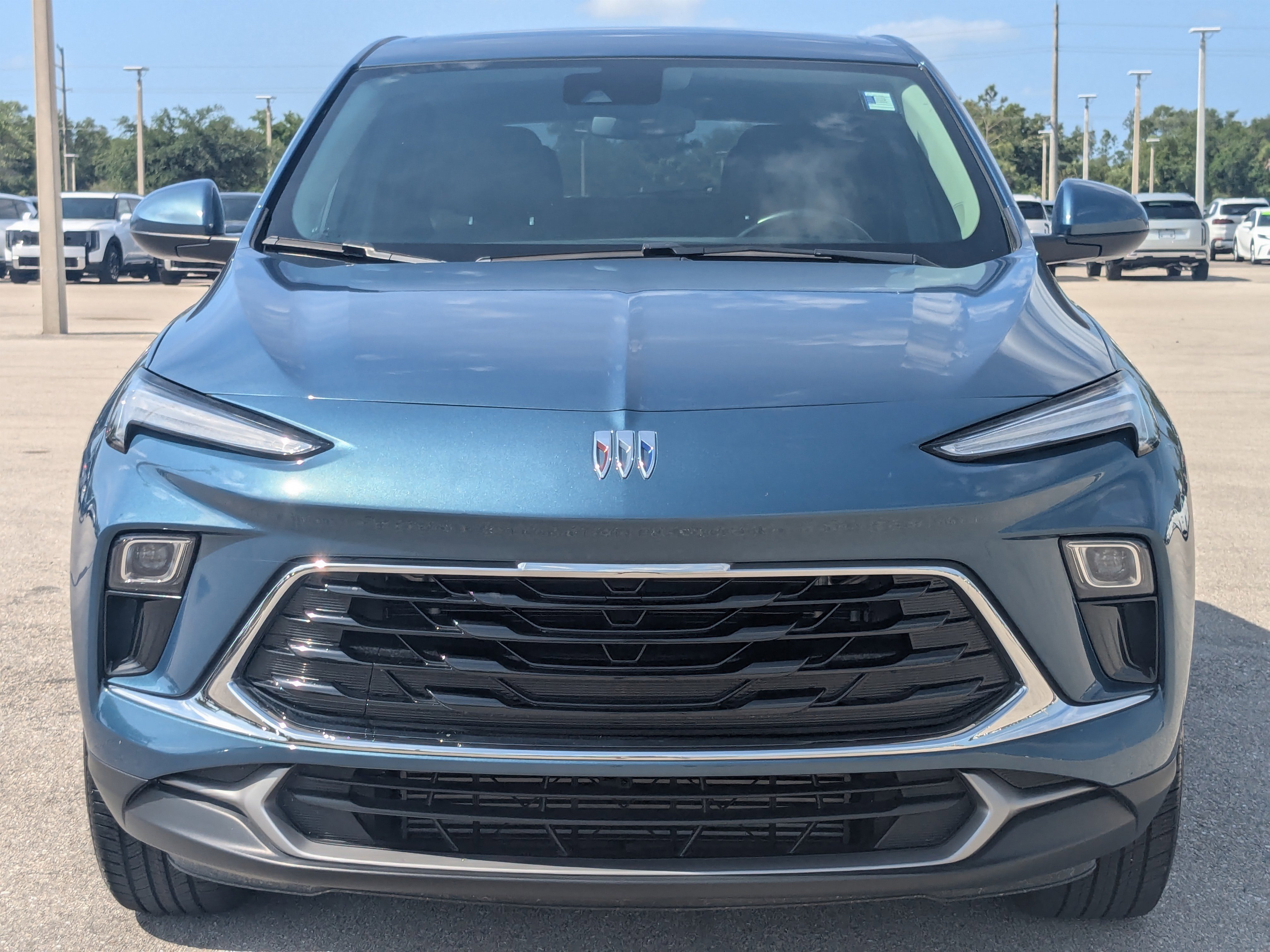 Used 2024 Buick Encore GX Preferred FWD image 3
