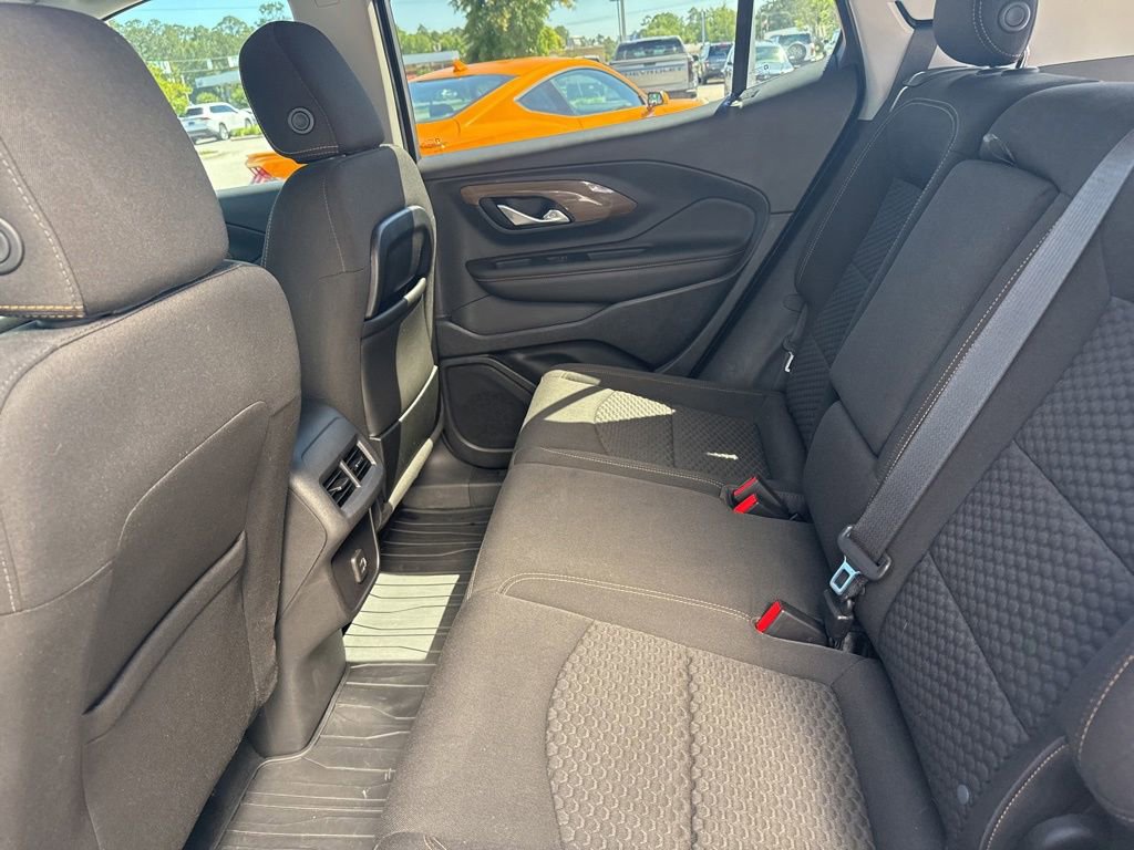 Used 2020 GMC Terrain SLE w/ Driver Convenience Package FWD image 25