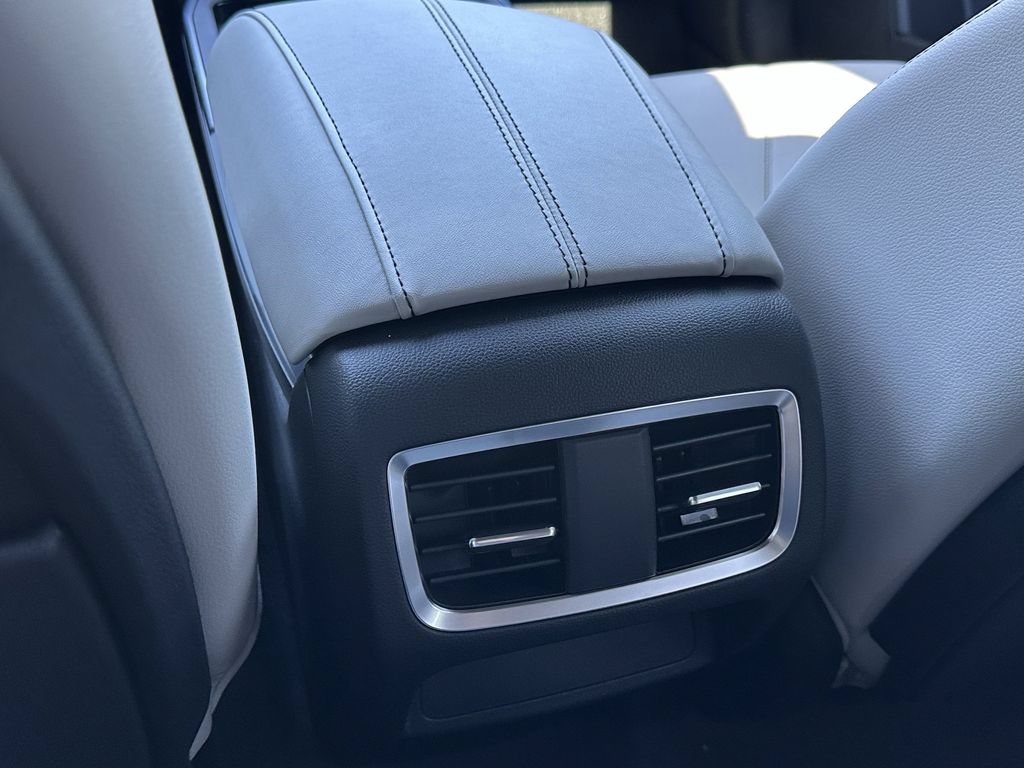 New 2025 Acura RDX SH-AWD image 18