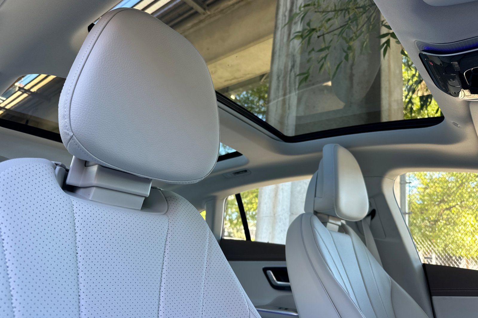 New 2025 Mercedes-Benz EQE 350+ 4MATIC Sedan image 13