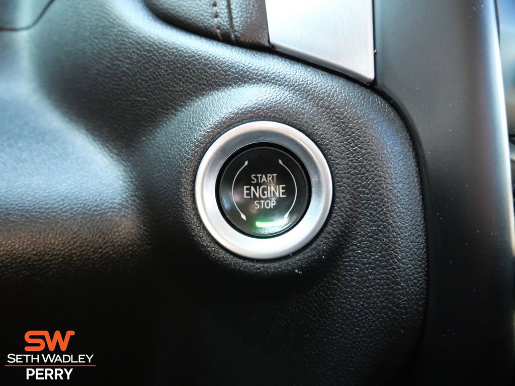 Used 2021 GMC Sierra 1500 SLT image 26