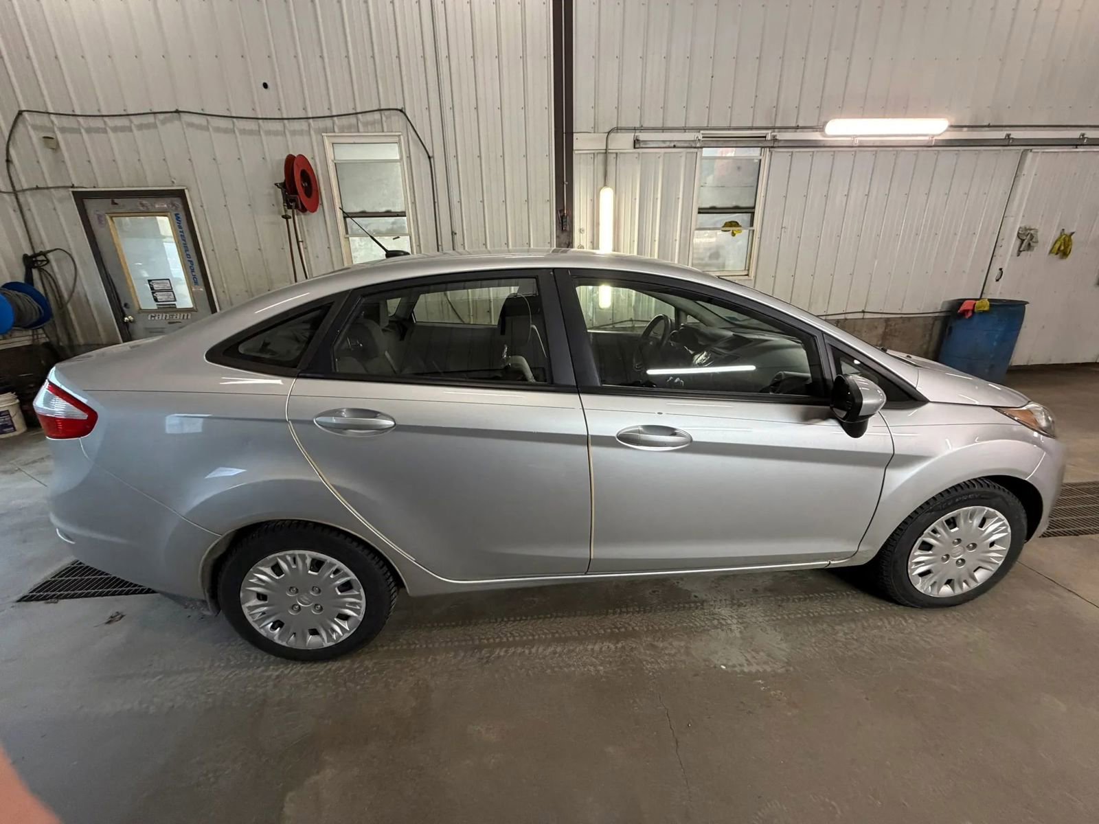 Used 2016 Ford Fiesta S FWD image 7