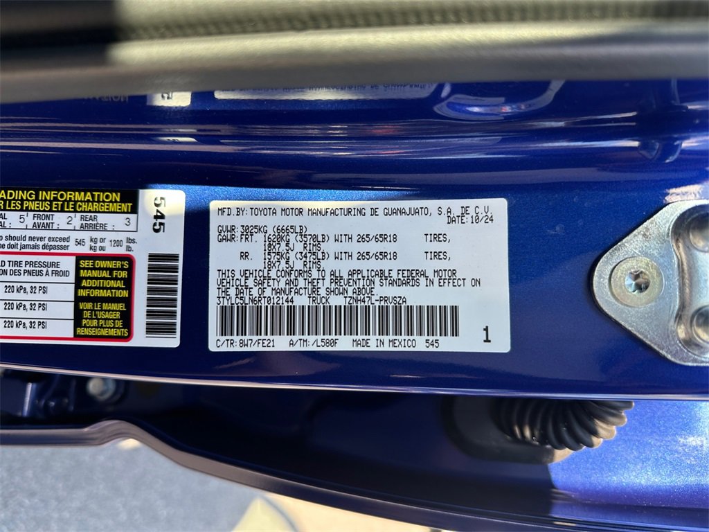 Used 2024 Toyota Tacoma TRD Sport image 30