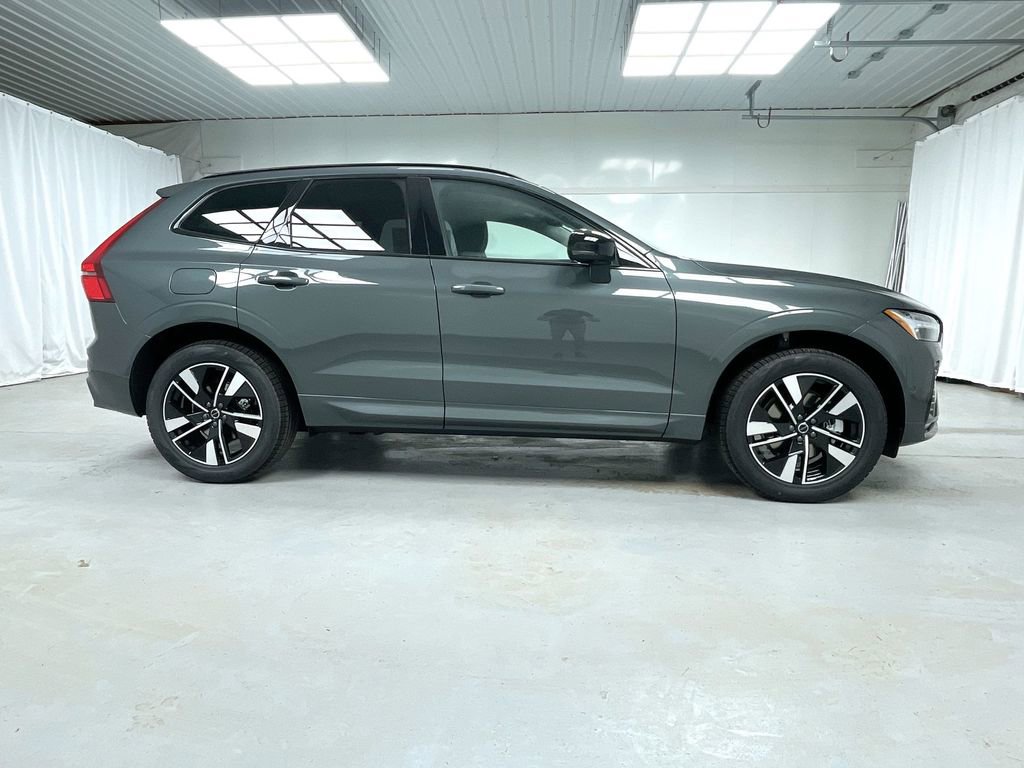 New 2026 Volvo XC60 B5 Plus w/ Protection Package Premier image 2