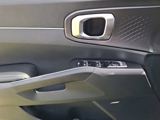 Certified 2026 Kia Sorento EX w/ EX Premium Package FWD image 13