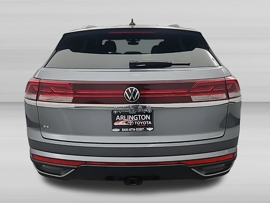 Used 2025 Volkswagen Atlas Cross Sport SE FWD image 5