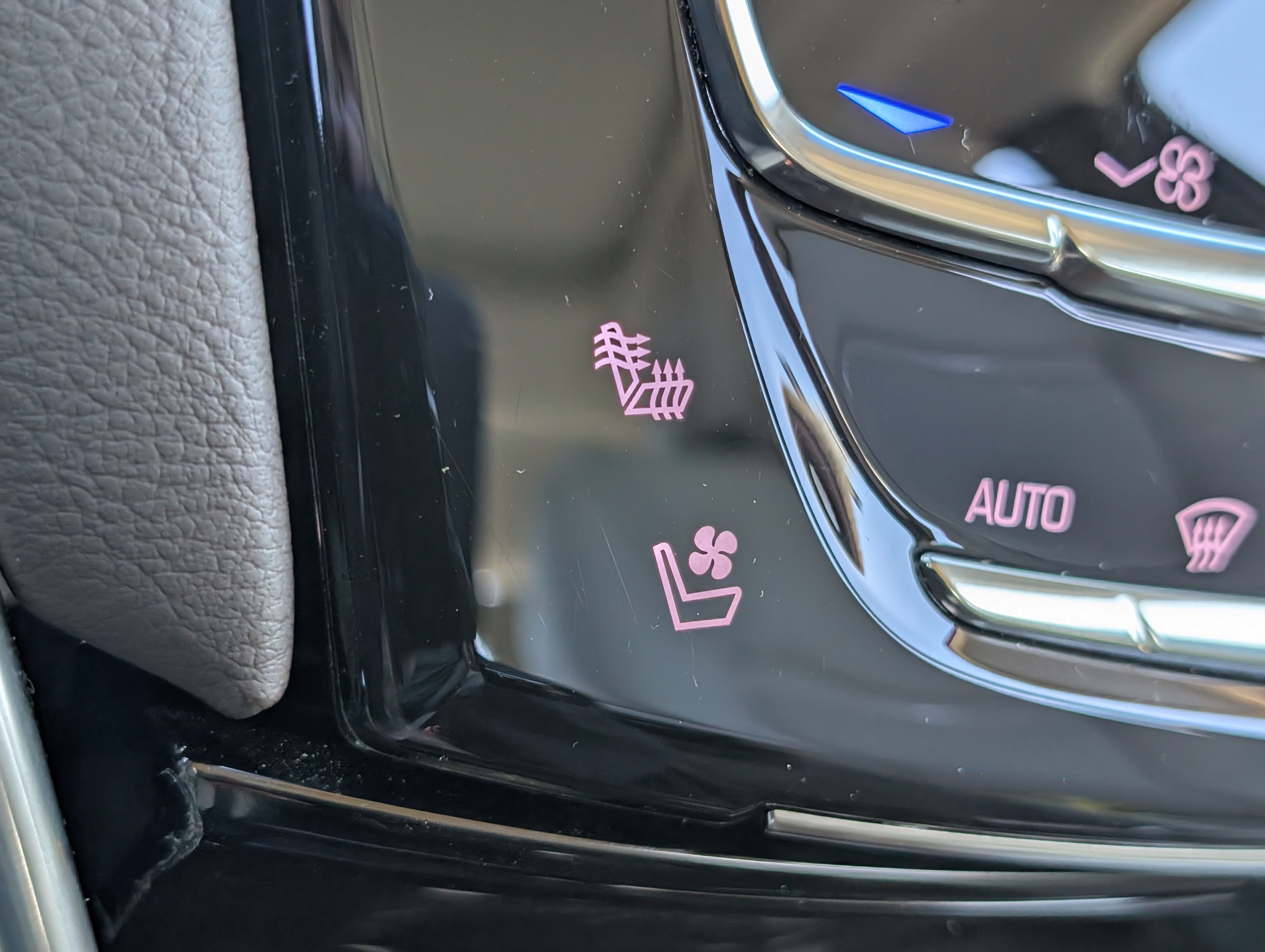 Used 2016 Cadillac XTS Premium image 20