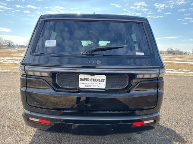 New 2026 Jeep Grand Wagoneer Summit w/ Premium Group III image 5