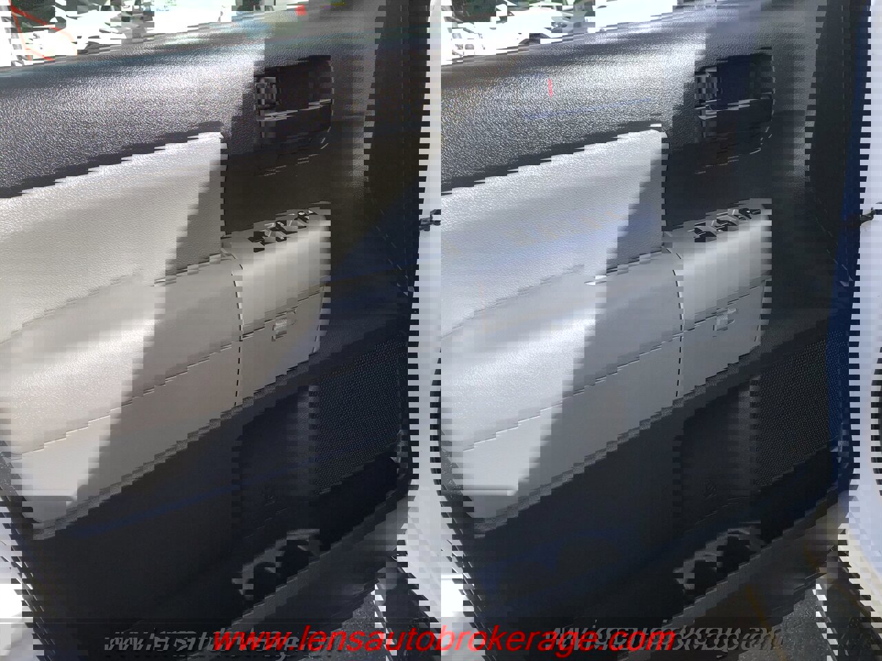 Used 2008 Toyota Sequoia SR5 image 9