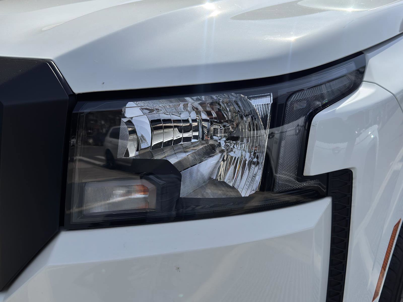 Used 2024 Nissan Frontier S image 11