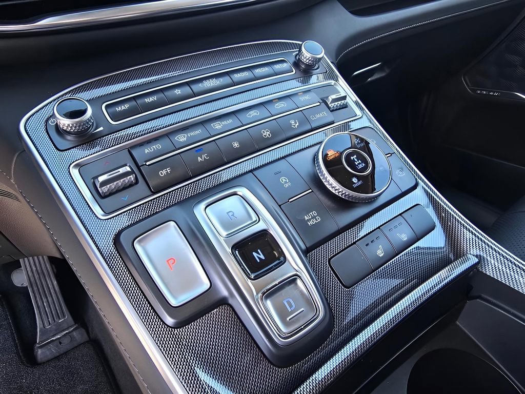 Used 2023 Hyundai Santa Fe SEL w/ Premium Package image 22