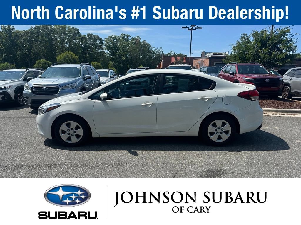 Used 2017 Kia Forte LX FWD image 5
