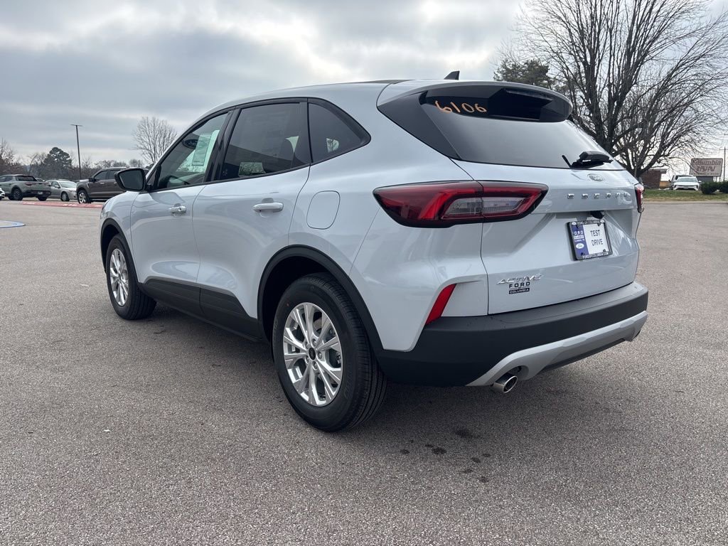 New 2026 Ford Escape Active image 6