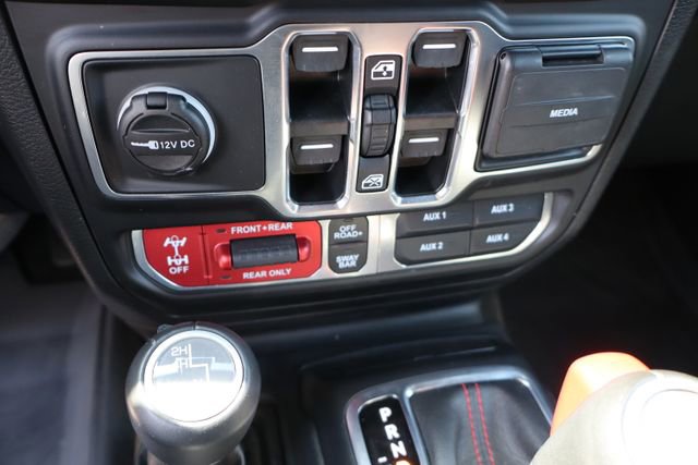 Used 2021 Jeep Wrangler Unlimited Rubicon AWD/4WD image 29