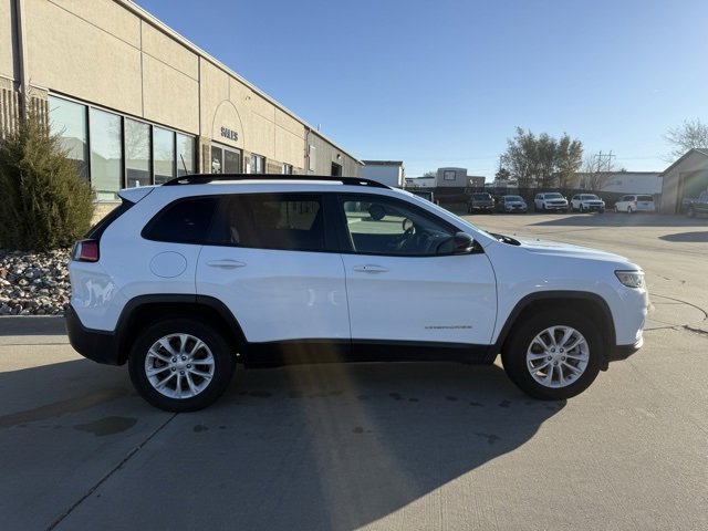 Used 2022 Jeep Cherokee Latitude Lux image 5