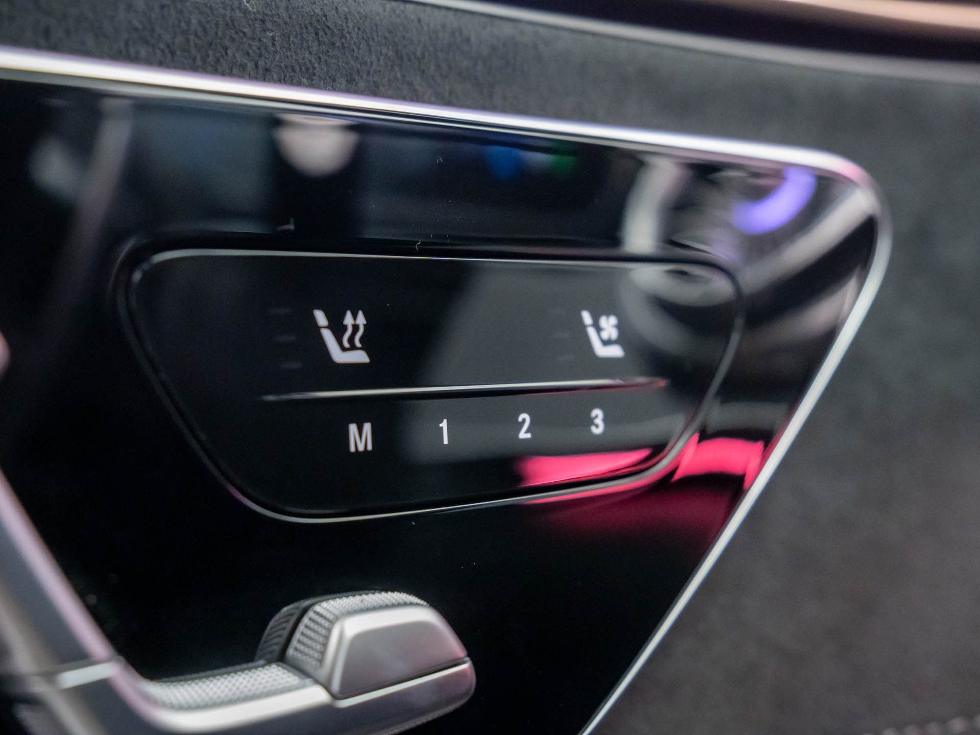 Certified 2023 Mercedes-Benz EQE AMG 4MATIC Sedan image 31