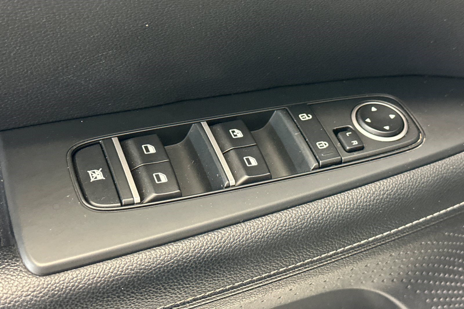 Used 2022 Kia Forte GT-Line w/ GT-Line Technology Package FWD image 14