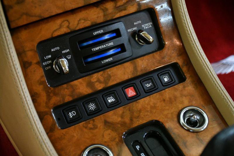 Used 1998 Bentley Brooklands Long Wheelbase RWD image 57
