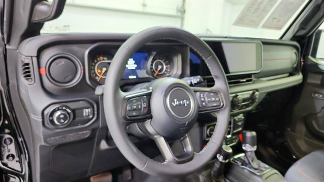 Used 2026 Jeep Gladiator Rubicon AWD/4WD image 17