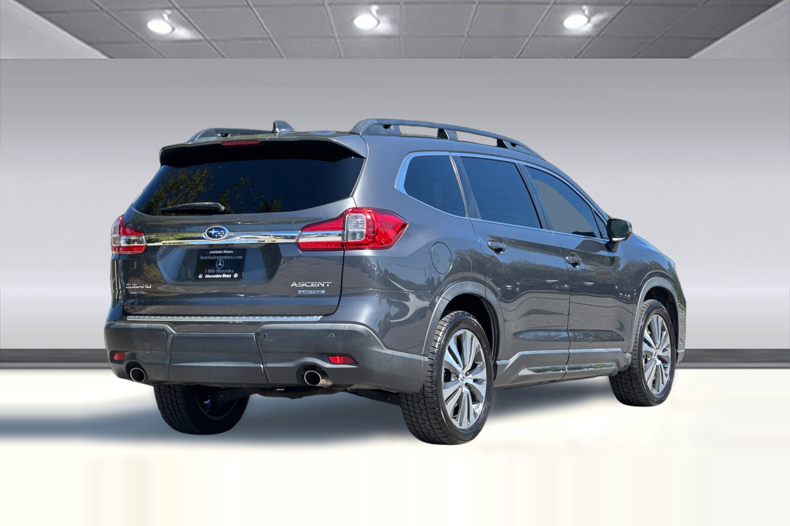 Used 2019 Subaru Ascent Limited AWD/4WD image 9