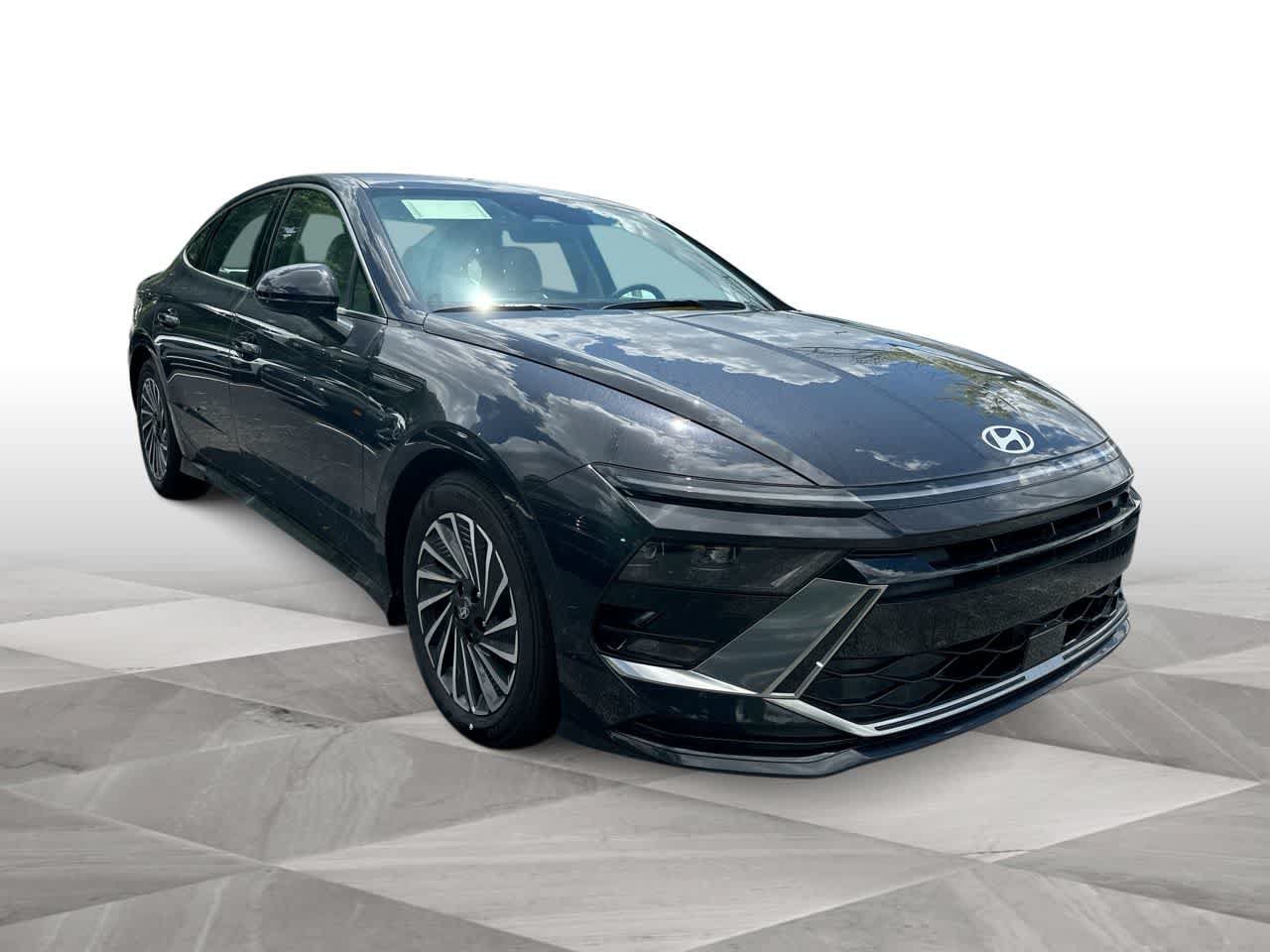 New 2025 Hyundai Sonata SEL FWD image 2