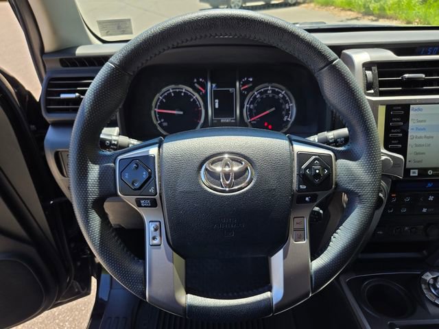 Used 2021 Toyota 4Runner Limited AWD/4WD image 32