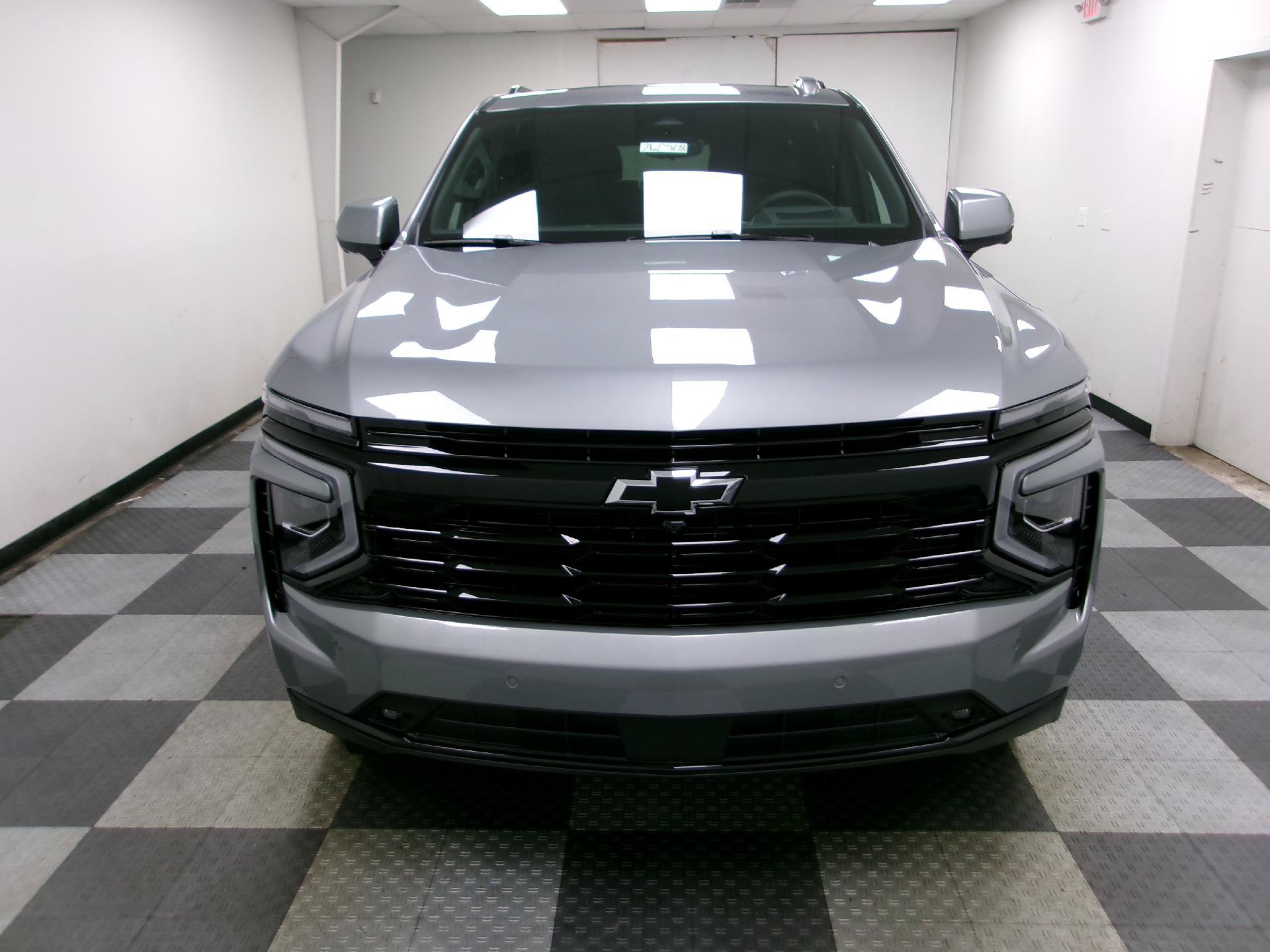 New 2026 Chevrolet Suburban RST w/ Advanced Technology Package AWD/4WD image 18