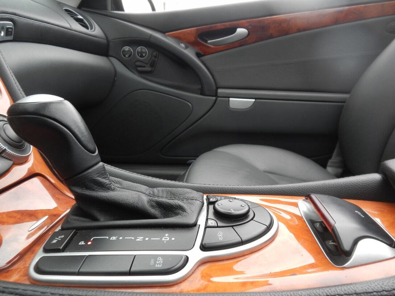 Used 2003 Mercedes-Benz SL 500 SL 500 2dr Convertible image 35