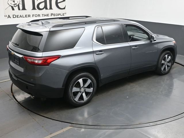 Used 2021 Chevrolet Traverse LT w/ LT Premium Package image 41