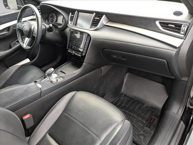 Used 2019 INFINITI QX50 Essential w/ Sensory Package image 23