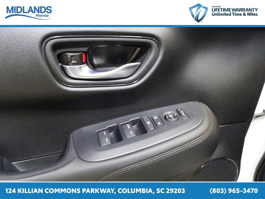 New 2025 Honda HR-V LX image 9