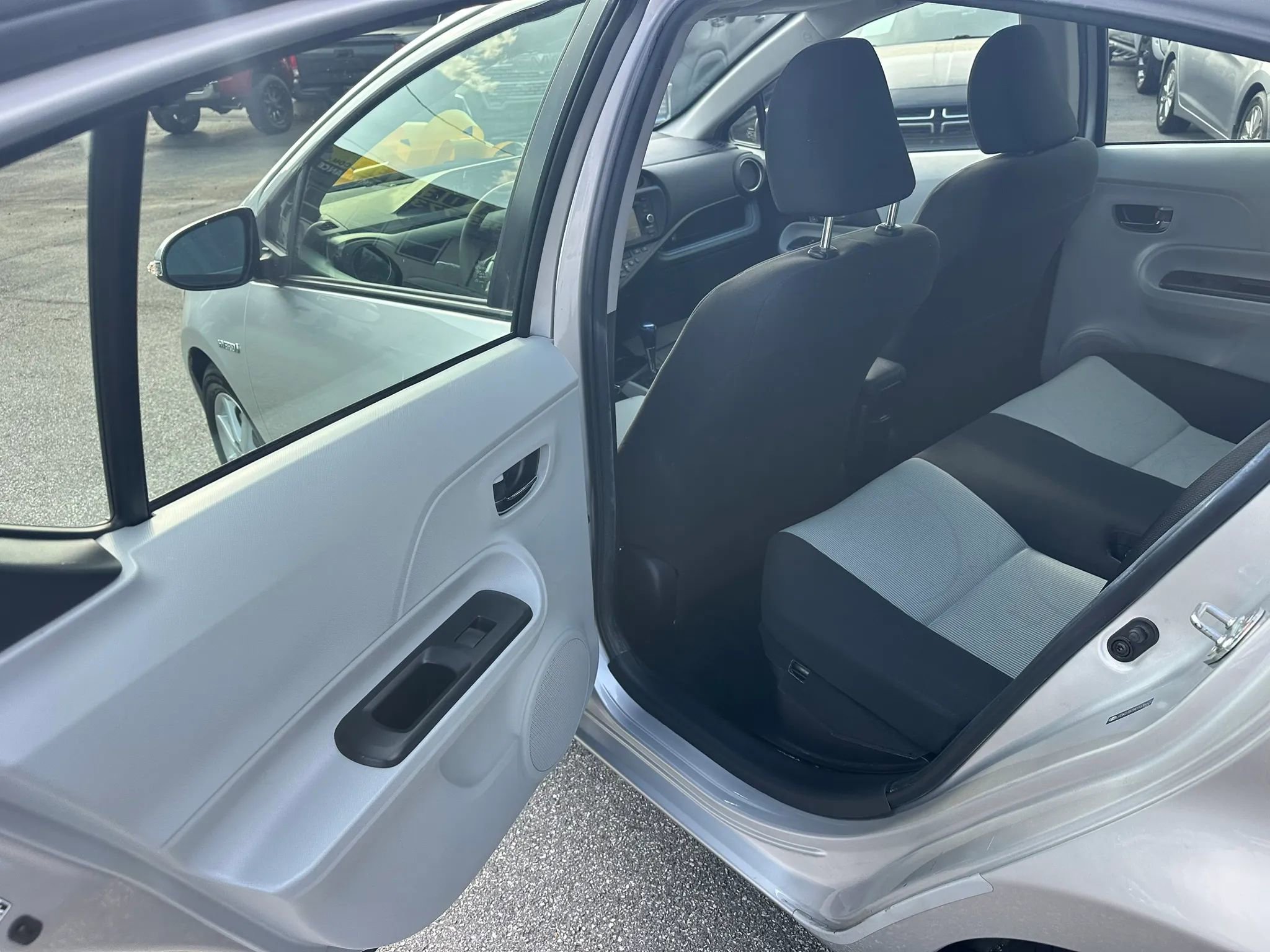 Used 2013 Toyota Prius C Three FWD image 13