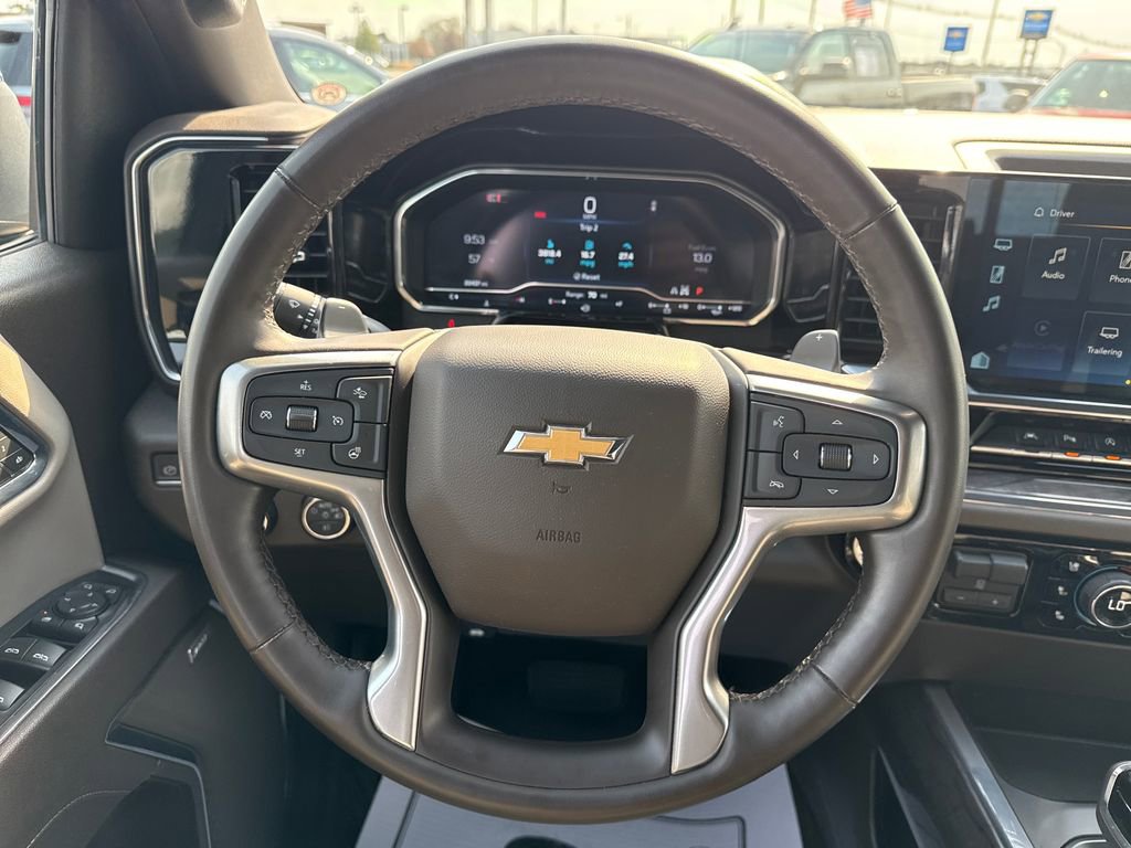 Used 2024 Chevrolet Silverado 1500 LTZ image 18