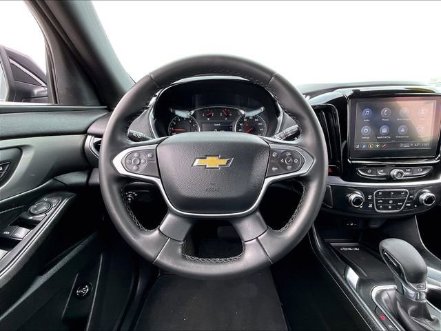 Used 2023 Chevrolet Traverse LT FWD image 18