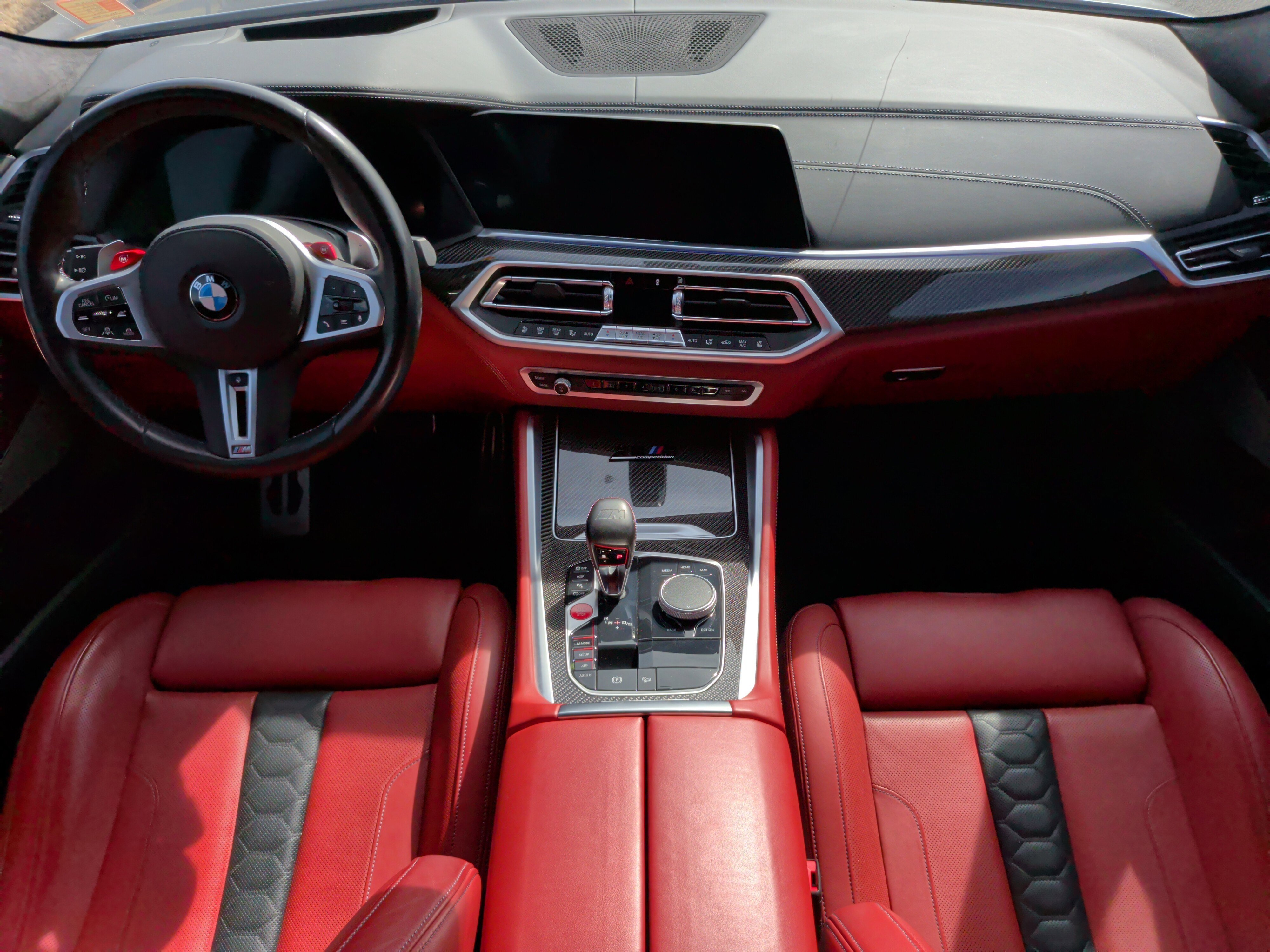 Used 2022 BMW X6 M Competition w/ Competition Package image 34