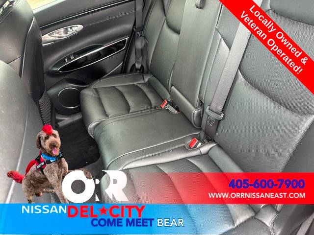 Used 2025 Genesis GV70 2.5T AWD/4WD image 11