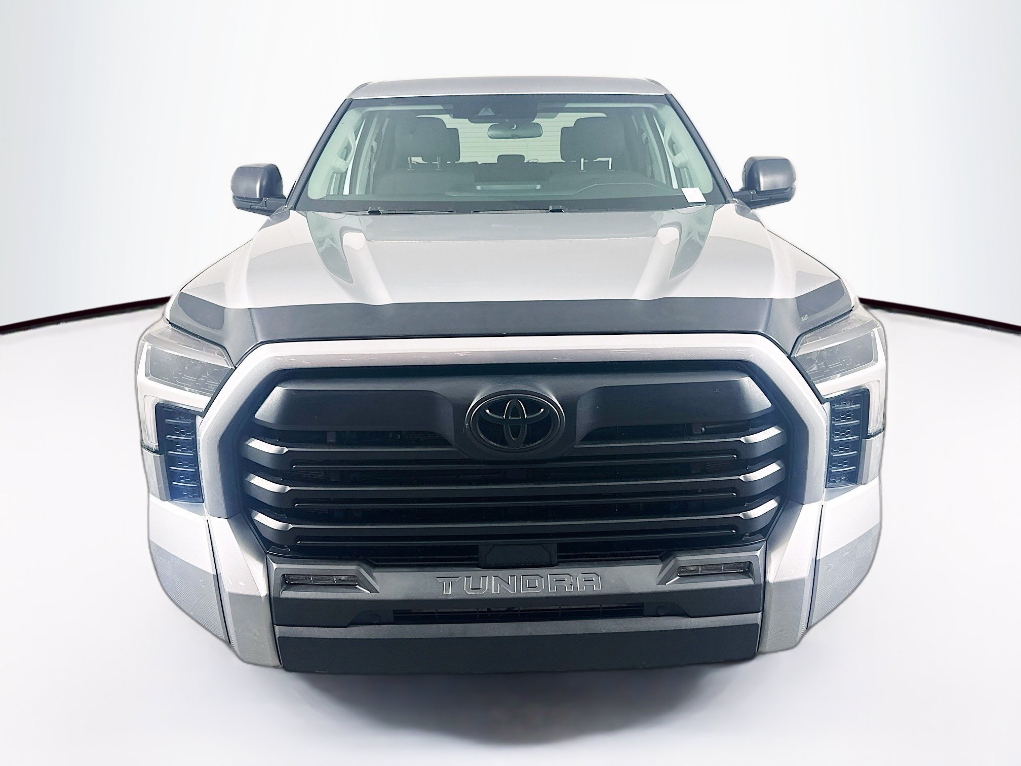 Used 2023 Toyota Tundra SR5 w/ SR5 Convenience Package AWD/4WD image 2