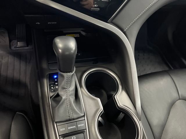 Used 2023 Toyota Camry XSE w/ Cold Weather Package image 15