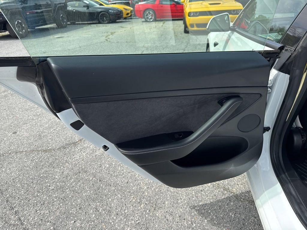 Used 2021 Tesla Model 3 Standard Range Plus image 30