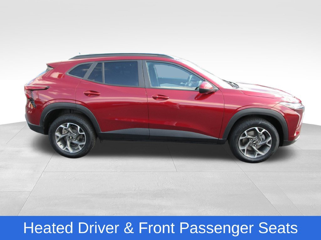 Certified 2024 Chevrolet Trax LT w/ Driver Confidence Package FWD image 6