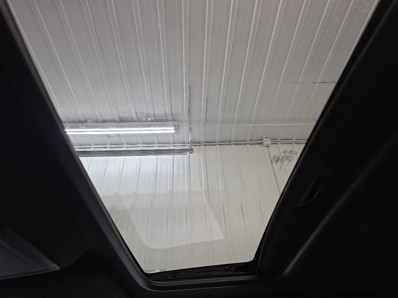 Used 2016 Ford Expedition XLT AWD/4WD image 48