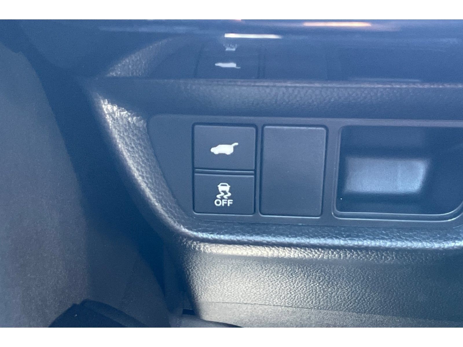 Certified 2025 Acura ADX FWD image 42