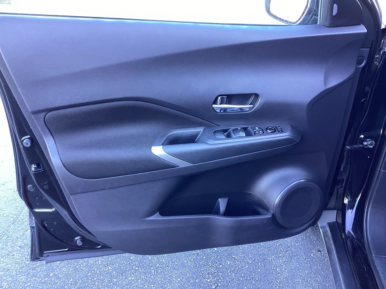 Used 2021 Nissan Kicks SV FWD image 21