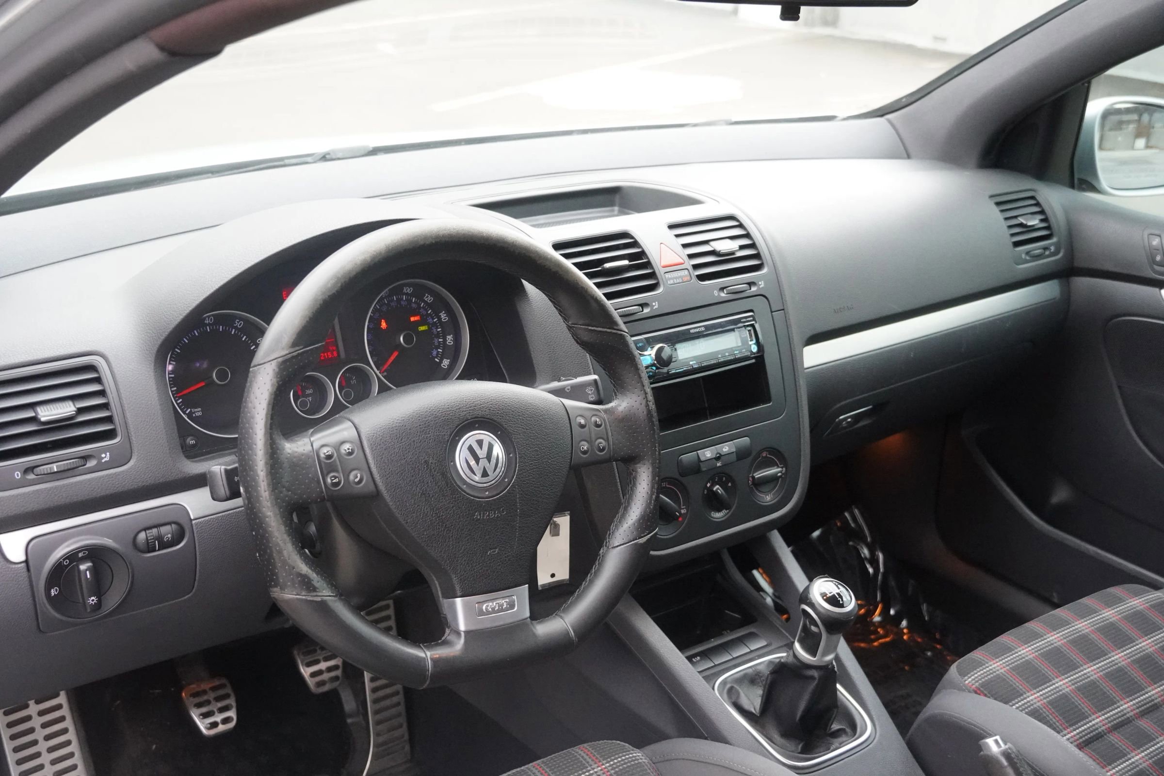 Used 2007 Volkswagen GTI 2.0T 2-Door image 3