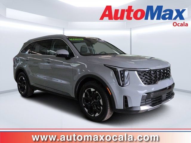 Used 2026 Kia Sorento S w/ S Panoramic Sunroof Package FWD image 1