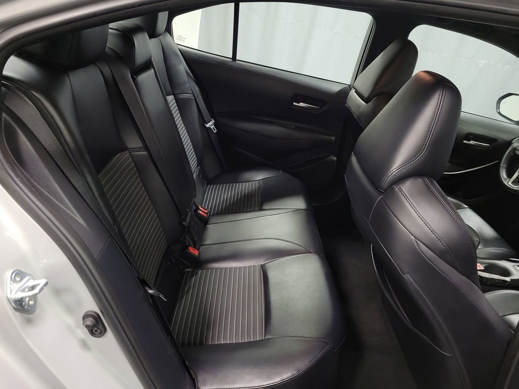 Used 2021 Toyota Corolla XSE image 25