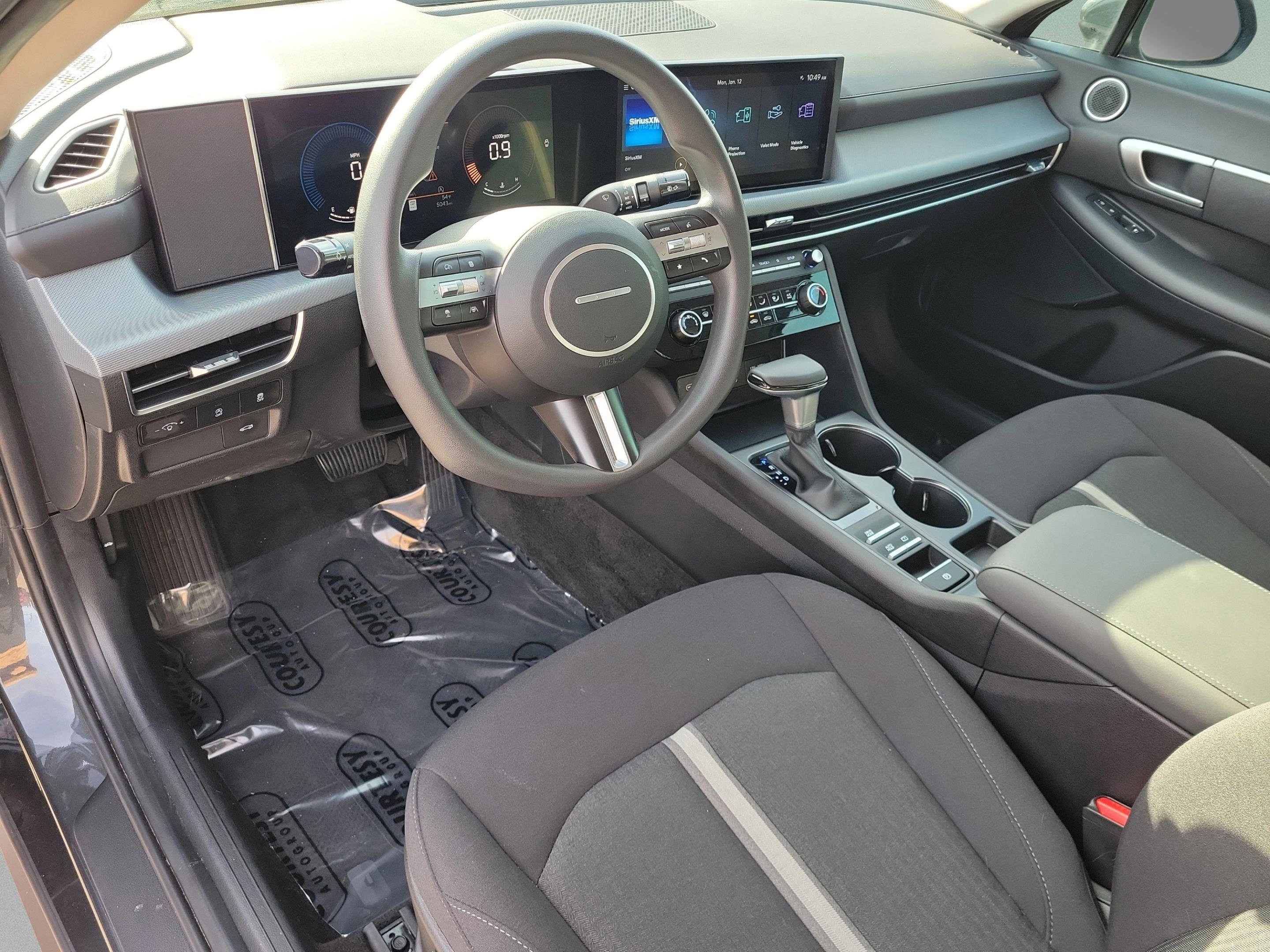 Used 2025 Hyundai Sonata SE image 19