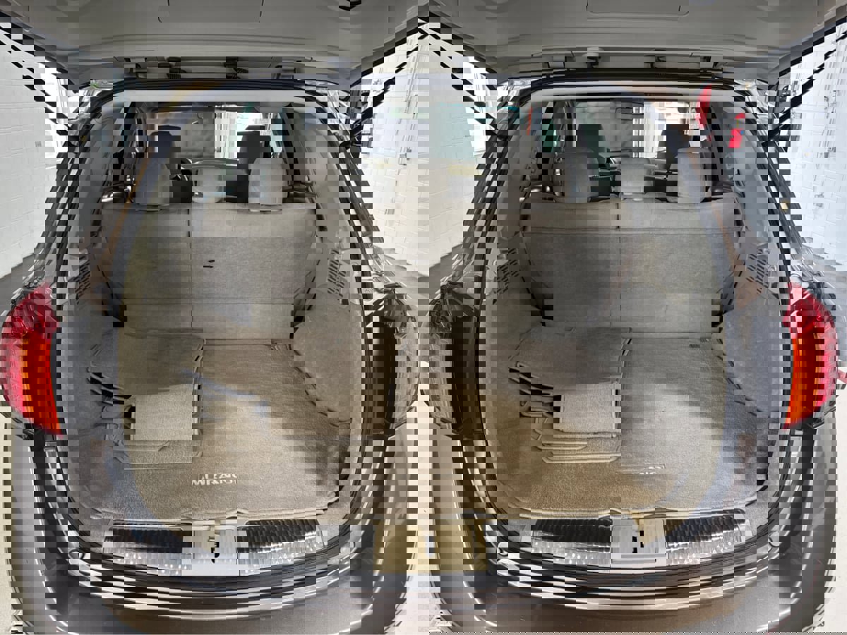 Used 2010 Nissan Murano S image 12